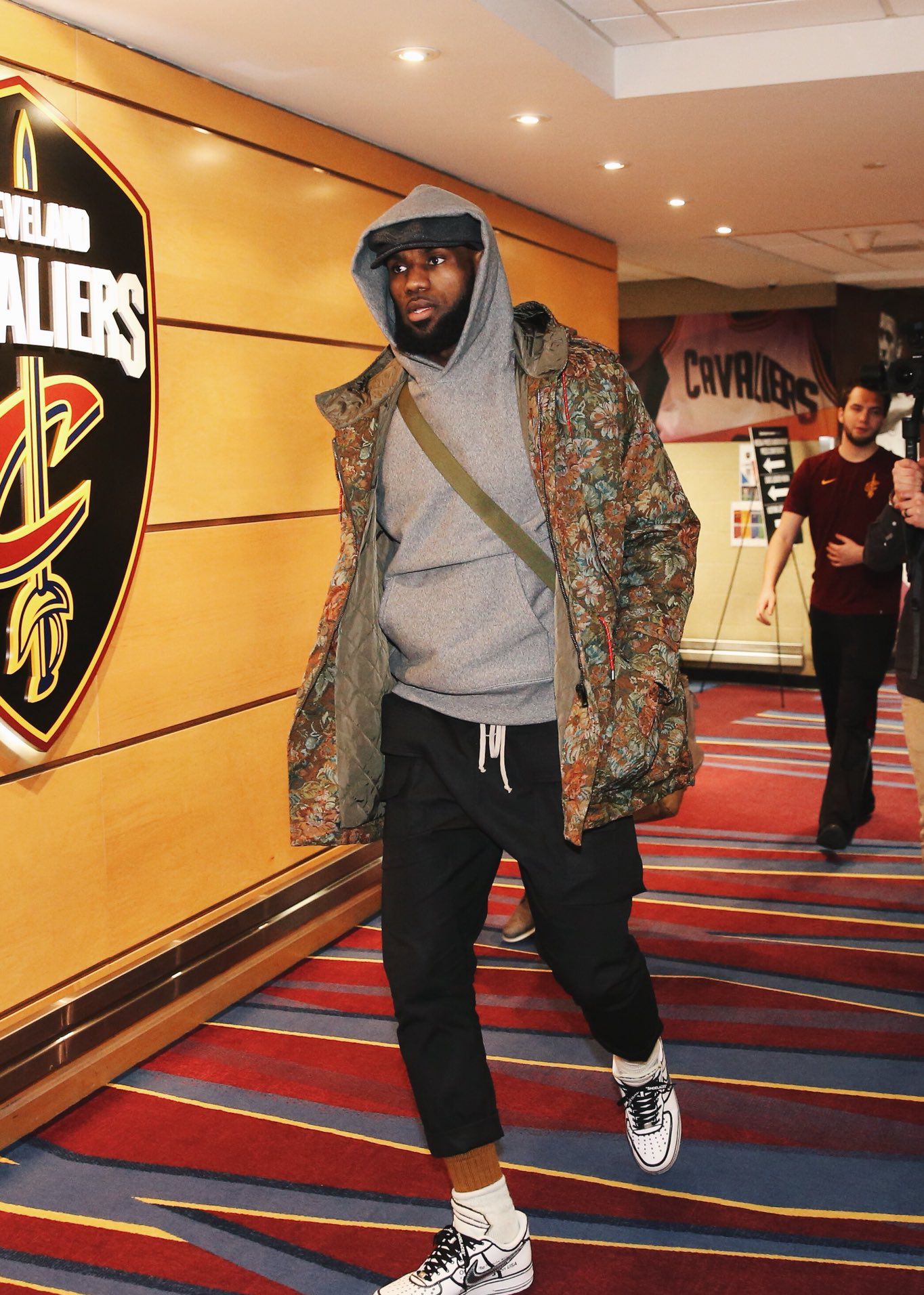 [流言板]詹姆斯本赛季在第四节合计300分100板100助，联盟唯一50亮279回复