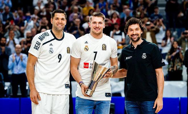 德甲半场：布兰特破门，吉拉西倒地未判点，多特1-0霍芬海姆