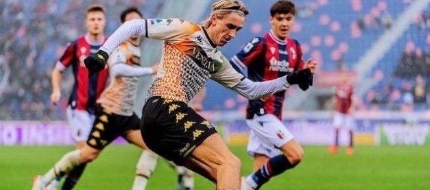 米兰0-1费耶诺德 欧冠淘汰赛附加赛首回合告负