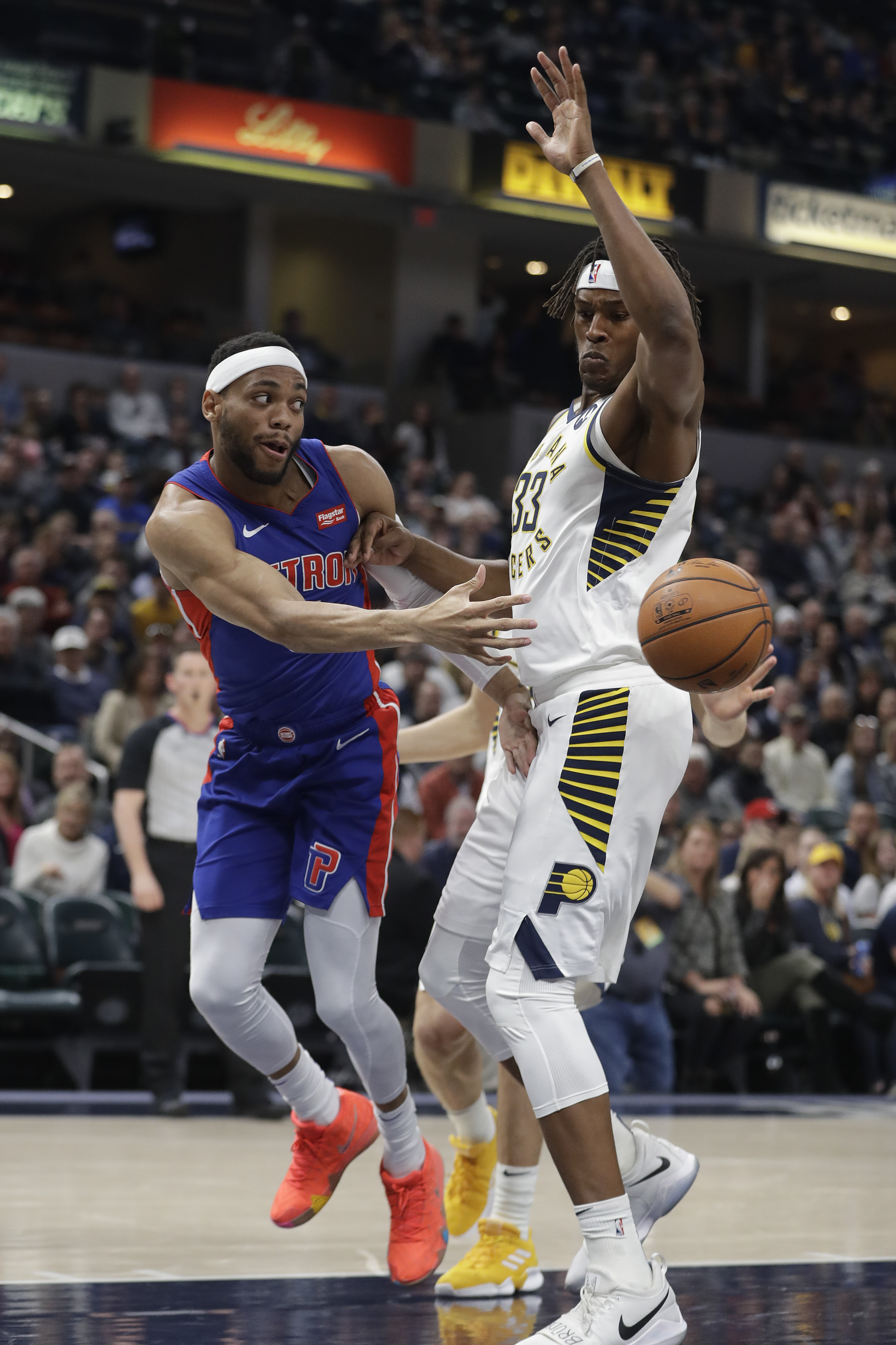 怎么回事？U22越南队2打6，轻松打穿国足后防线，阮国越半转身铲射破门…