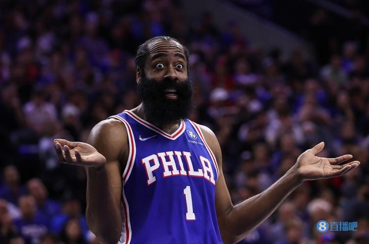 为什么投手在被击出逆转安打后会揉擦球缝线